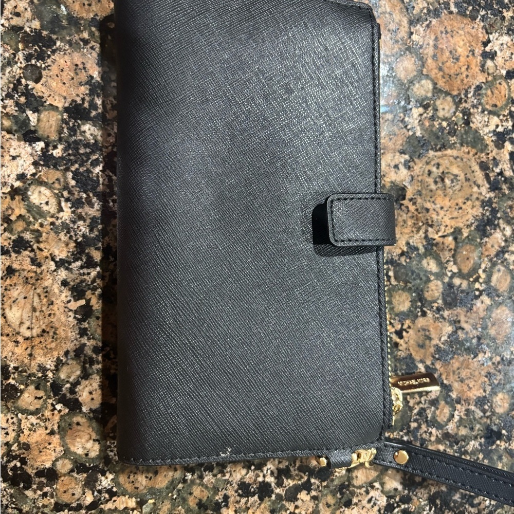 Michael Kors Black Saffiano Wristlet wallet with Gold Logo - Picture 3 of 6